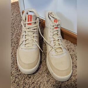 Sorel Womens Beige Mid Cozy Boot Size 9 - New!!